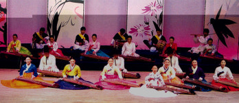 우리나라 최고 명창들 경주서 국악 향연 얼쑤~