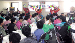 [이런일] 고산1동 주민자치위 경로잔치