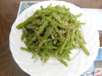 [우리집 맛자랑] 들깨 놓은 고구마순 볶음, 양념 버무리면 비빔밥 국수에도