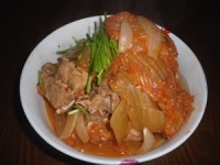 [우리집 맛자랑] 묵은 김치+돼지 뼈 고아낸 감자탕…환절기 맘도 속도 거뜬