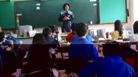 남산·범일초교서 배식 봉사 선수 직접 보니 기뻐