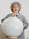 꿈 좇는 나날이 행복…칠순 앞두고 첫 도예전 준비 김영창 씨