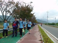 청도 모계중 전교생·교사 청도 대장정