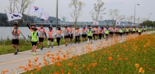 호국의 다리 국토의 숨결 가슴에…