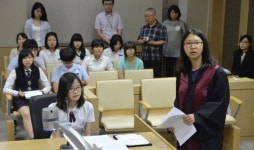 진짜 법원에서 여중생 모의재판