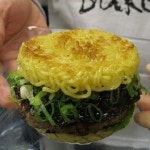 롯데리아 라면버거 이어 뉴욕에서도? 시민들 또 먹고싶다 극찬