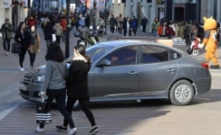 보행자 전용도로 점유한 자동차