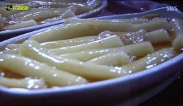 생활의 달인 떡볶이, 빨간 떡볶이와 다른 하얀 떡볶이…중독성 있는 맛의 2가지 비밀은?