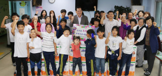 [이런일] 성주군, 복지시설 12곳에 생필품 전달