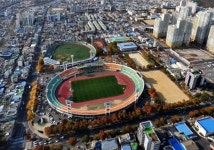 대구시민운동장 주경기장 대구FC 전용구장, 야구장은 사회인 야구장으로