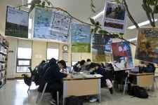 독서삼매경…안심도서관 열람실