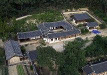 [경북, 한옥을 보물로 키우다]<상>왜 한옥을 바라보나