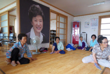 사드 바로 밑에 대통령 선영…말년에 고향 버려