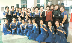 봉화노인복지관 평생교육 발표…11개팀 200여명 무대공연