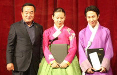 [이런일] 영천아리랑 경창 김주현·김연진 씨 대상