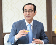 이승율 청도군수 신재생 에너지·친환경농업 육성