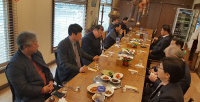 지역 사회 바람 언론에 잘 전달되도록 나서기로