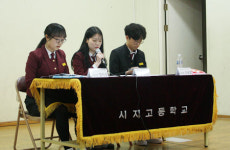 학생회 선거도 실제 선거방식 도입…시지高, 선관위 물품 빌려 투표