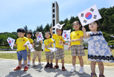 힘든 108계단 대신 쉽게 오르는 충혼탑