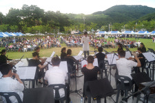 한여름 밤 수놓은 대가야 영화음악제, 주민 2천명 감상