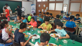 스포츠 푸드트럭 효신초교 찾아…태릉선수촌 식단 그대로 음식 제공