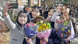 셀카로 추억 남겨요