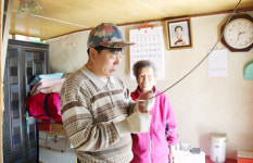 예천 유천면복지센터·버드내 희망돋보기, 홀몸노인 가구 전기시설 정비 봉사활동