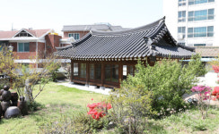 [내가 읽은 책] 내가 읽은 책/‘인생, 너무 어렵게 살지 마세요’, 이태형, 국민북스, 2017