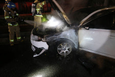 음주운전 20대, 교통사고 내고 도주하다 車에 불