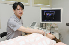 유방암 자가 검진, 혹 잡히면 병원 노크…퀸스유외과