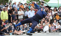 [포토뉴스] 2018 수성못 페스티벌...거리광대극 시민들에게 인기