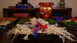 꽃처럼 화려하며 정성 가득한 혼례음식