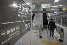 [현장사진] 9호선 3단계 연장 구간 둔촌오륜역 내부 모습은?…12월 1일 개통