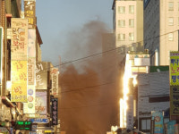 [현장사진] 수원 매산로 골든프라자 화재…큰 불길 자욱한 연기