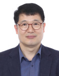 문 대통령, 일자리 및 경제정책비서관 임명