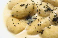 [잠깐상식] 뇨키(Gnocchi, 뇨끼) 무엇? 이탈리아 전통요리 "수제비와 닮았네"