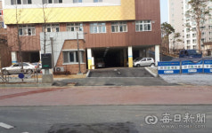 [속보]예천 호명초교 정문 앞 신호등, 예천군이 우선 철거