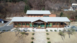 예천목재문화체험장에서 나만의 가구를 직접 만들어요.