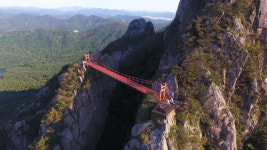 [신팔도유람] 왕인문화축제 앞둔 영암…구름다리 걷다 보면 바위 위로 달이 빼꼼
