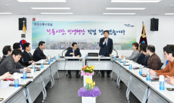 권시장, 올해 현장소통 첫 행보는 전통시장 살리기