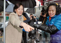 [포토뉴스] 대구 스마트공장·신매시장 방문한 박영선 중소벤처기업부 장관