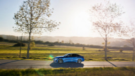 BMW 공식 딜러 한독모터스, 가정의 달 5월 한 달간 제품 구매 고객 대상 자전거, 공기청정기 등 사은품 제공