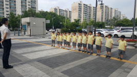 효성초교 1학년 1반 강북경찰서 견학