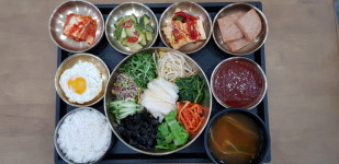 남성주참외(창원) 휴게소 참외비빔밥·국수 맛 보세요