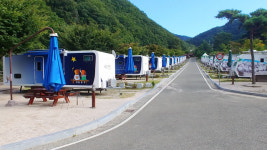 경북 영천 치산관광지 캠핑장, 카라반 전면 교체 등 새단장  마치고 손님맞이