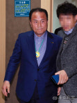 [포토뉴스] 법정 나서는 김영만 군위군수