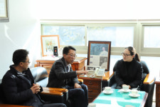 구미소방서 금오종합사회복지관에 위문금 및 위문품 전달