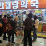 [코로나19 대구 패닉] 생업, 외출 상관없이 마스크 착용, 무장한 대구시민