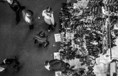 [손경찬의 장터 풍경]<11>신발가게