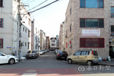 [포토뉴스] 대학 개학 연기로 월세만 공중에...대학가 원룸촌 한산
